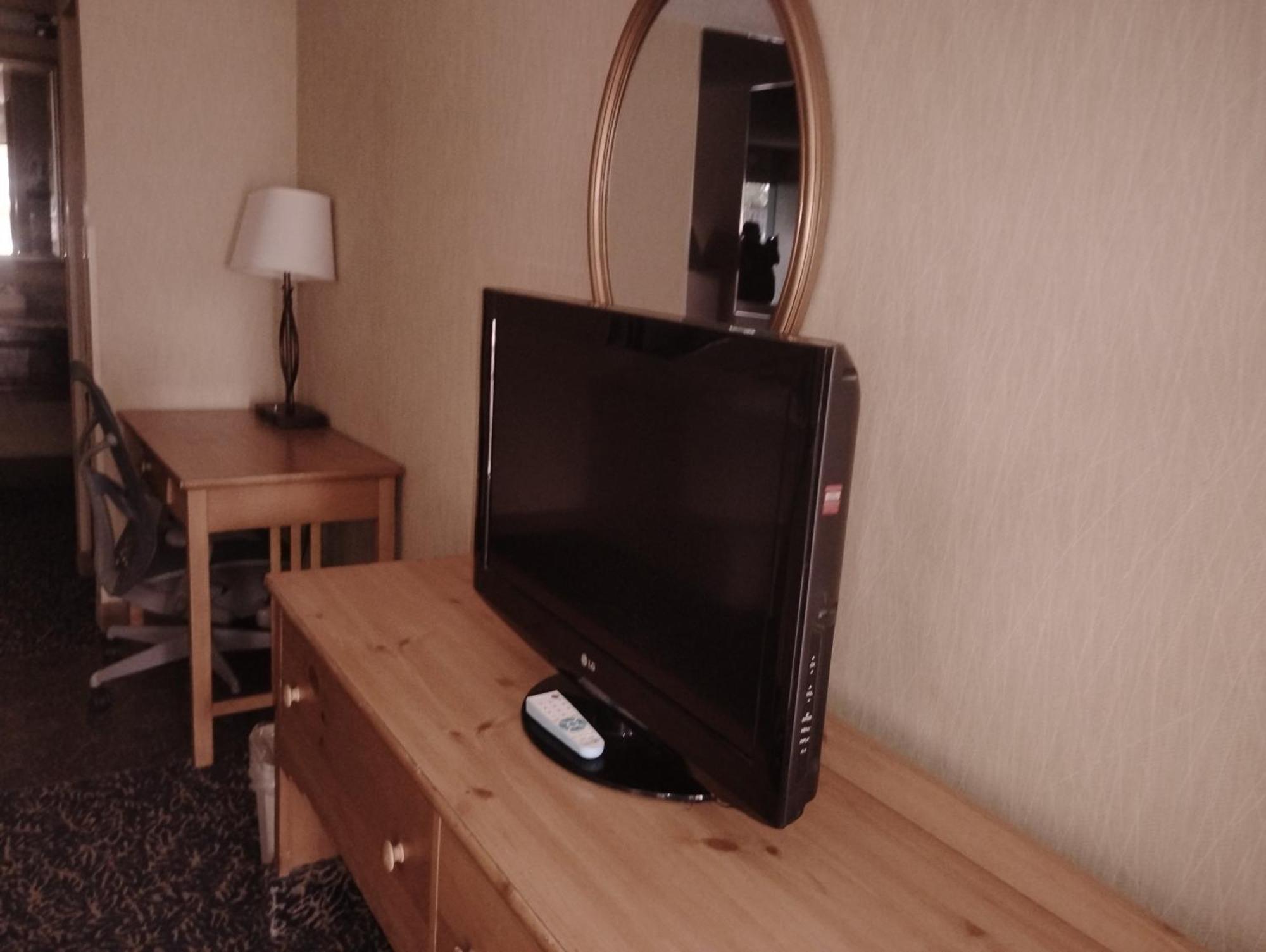 Quality Inn 3*